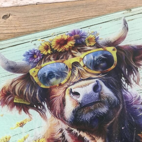 Boho Hippie Highland Cow Glass Cutting Board - Picture 4 of 8